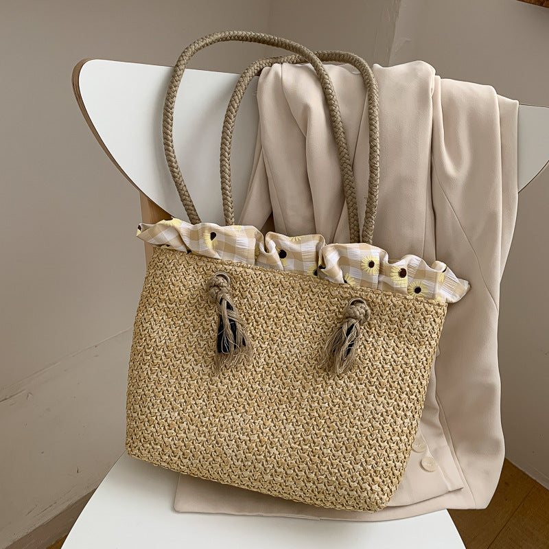 alt="Luxury White Straw Tote Bag with Drawstring Closure - Front View"
alt="Elegant Khaki Woven Straw Shoulder Bag - Side Angle"
alt="Premium Handcrafted Straw Tote with Double-Root Straps - Detail View"
alt="Artisanal Summer Straw Bag with Mobile Phone Compartment - Interior View"
alt="Fashion Women's Wicker Woven Handbag - Lifestyle Beach Setting"
